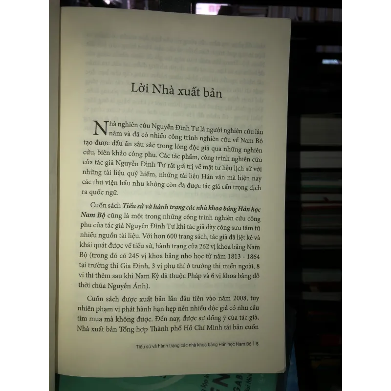 Tiểu sử và hành trang các nhà khoa bảng Hán học Nam Bộ - Nguyễn Đình Tư 746314