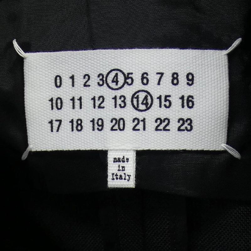 【Khuyến mãi】Áo khoác Maison Margiela 640435