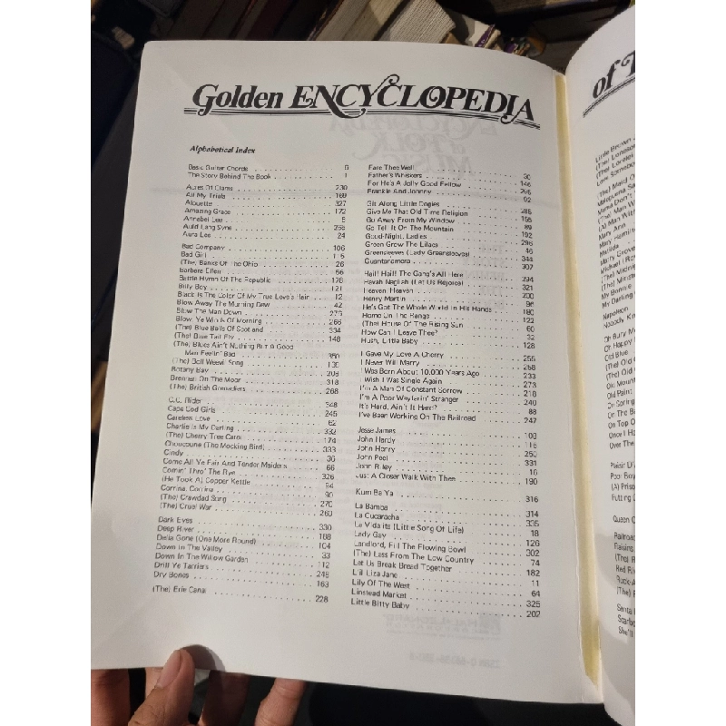 Golden Encyclopedia of Folk Music 331904