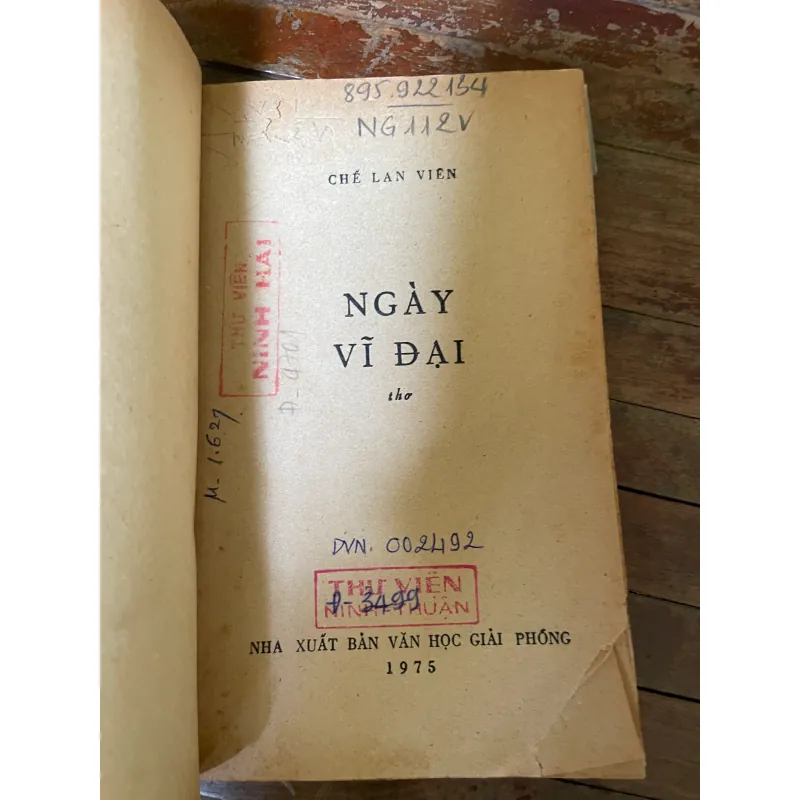 NGÀY VĨ ĐẠI - CHẾ LAN VIÊN - 1975 624626