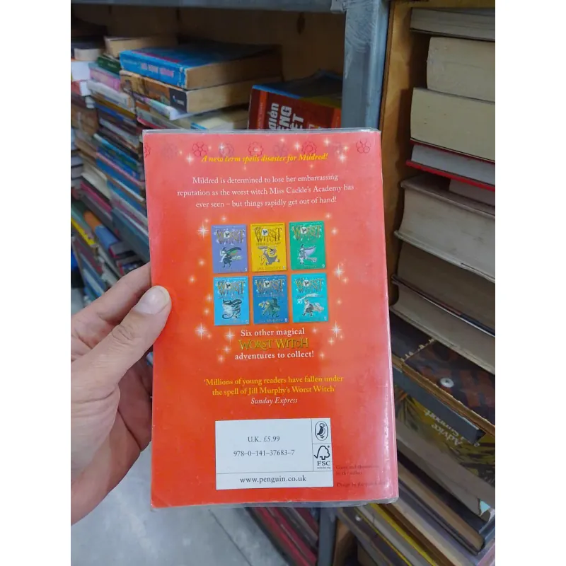 sách a Bad Spell for the Worst Witch (B1) 703618
