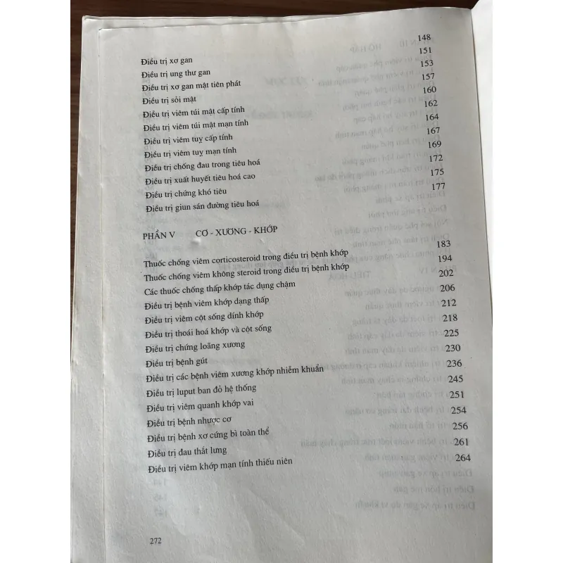 Triệu chứng học nội khoa-  sách y khổ lớn, 470 trang  791592