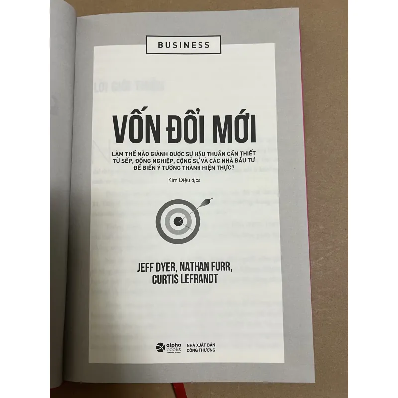 Vốn đổi mới - Bìa cứng, không áo sách (hình áo sách để dễ hình dung sách) 1024126