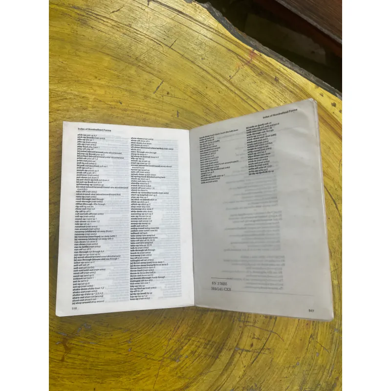 OXFORD DICTIONARY OF PHRASAL VERBS- A.P. COWIE & R. MACKIN 731915