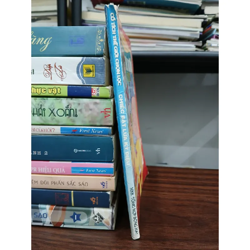 Chiếc bật dưa kỳ diệu (Cổ tích thế giới chọn lọc) – Hoàng Oanh (tuyển chọn) 573349