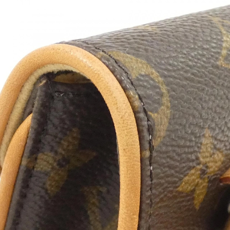 Túi đeo hông Louis Vuitton Monogram Pochette Florentine XS M51855+M67303 - Hàng hiệu Chính hãng 776413