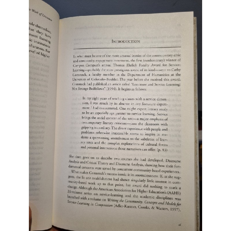 COMMUNITY-BASED LEARNING & THE WORK OF LITERATURE - Susan Danielson & Ann Marie Dallon 196465