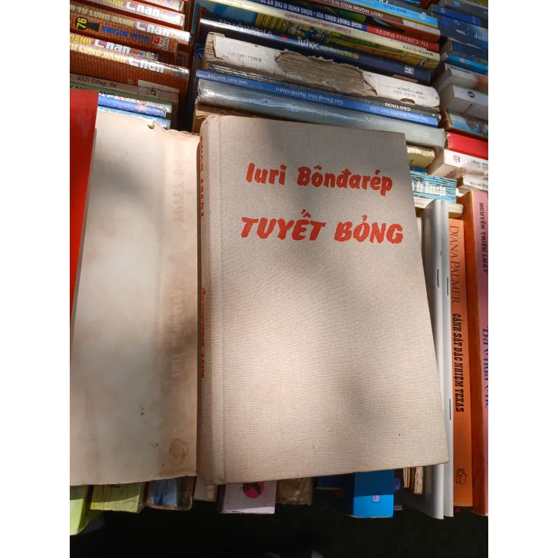 TUYẾT BỎNG - IURI BÔNĐARÉP (Nguyễn Hải Hà dịch) 1002276