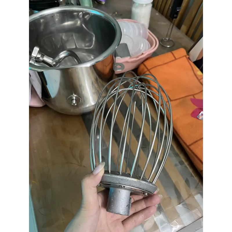 *có quà tặng kèm* MÁY ĐÁNH TRỨNG NHỒI BỘT LIFENG B10 1,5 kg bột khô + 30 trứng 711565