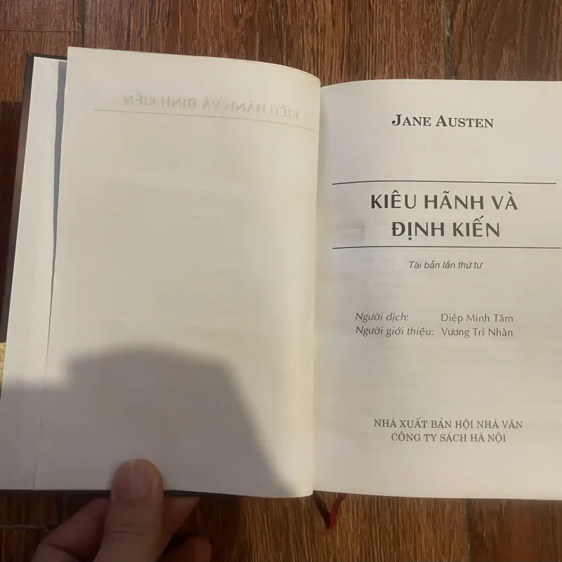 Kiêu hãnh và định kiến - Jane Austen  (t4) 591848