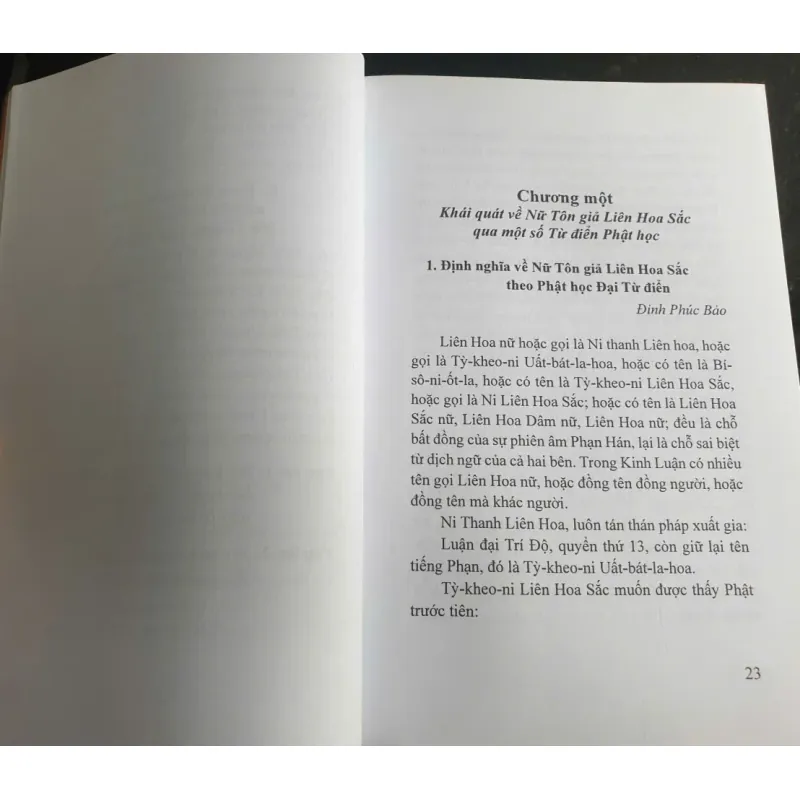 Thánh Nữ Tỳ-Kheo-ni Liên Hoa Sắc 694543