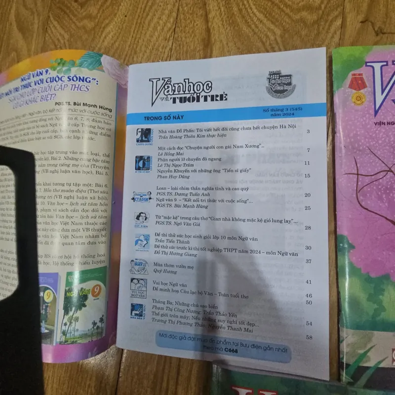 3q Văn học và tuổi trẻ không trùng như hình 
20k 730356