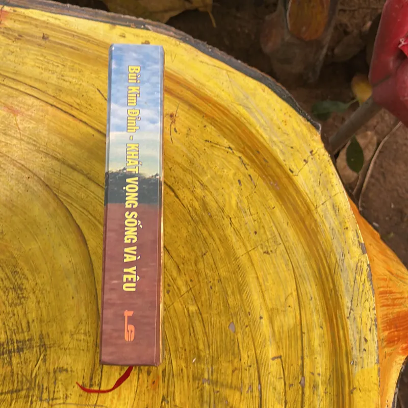 KHÁT VỌNG SỐNG VÀ YÊU- nhật ký liệt sỹ BÙI KIM ĐỈNH 711949