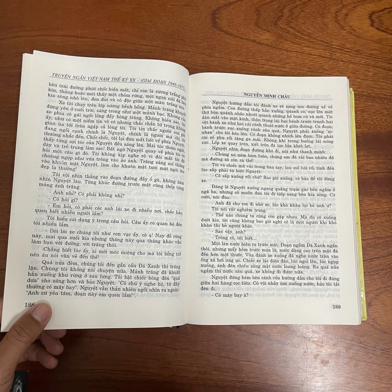 II Tựa sách: Truyện Ngắn Việt Nam Thế Kỷ XX _ Giai đoạn 1946 - 1975 (Tập 1) - 2002 479671