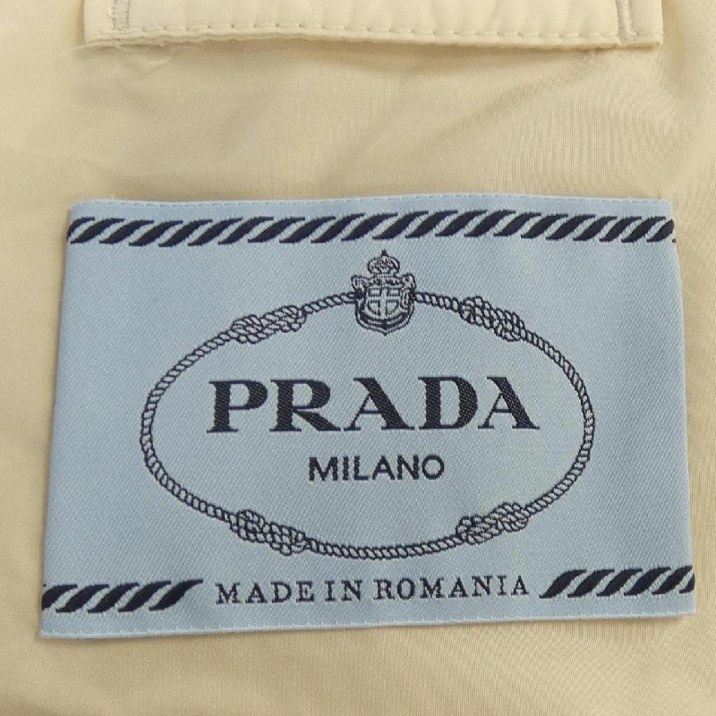 Jacket PRADA Triangle Logo 292212 SOOO 1WQ9 - Hàng hiệu Authentic 816920