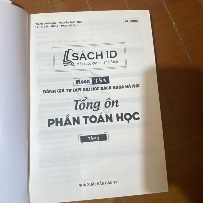 Combo tổng ôn toán học moon book (có đáp án, lời giải, video chi tiết) 447183