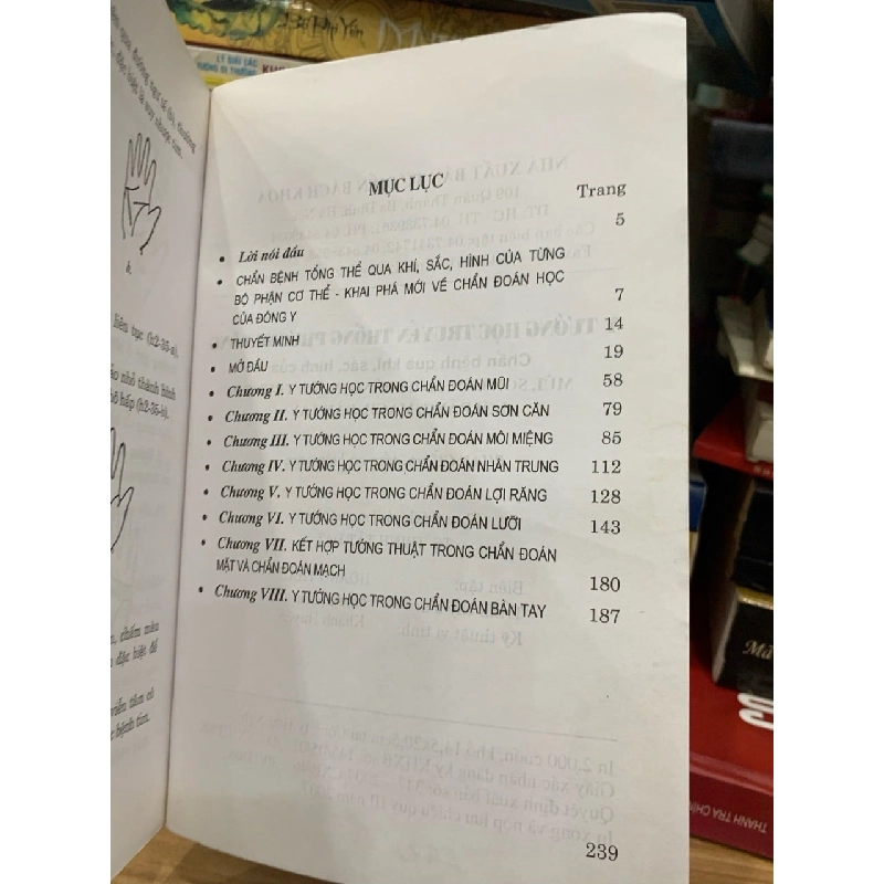 Y tướng học cổ truyền phương đông-Phan Cừ 756167