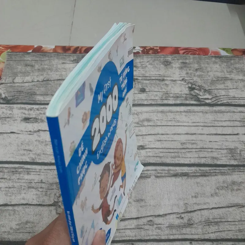 Tiếng Anh cho bé. My First 2000 English Words. Amelia Smith 674708