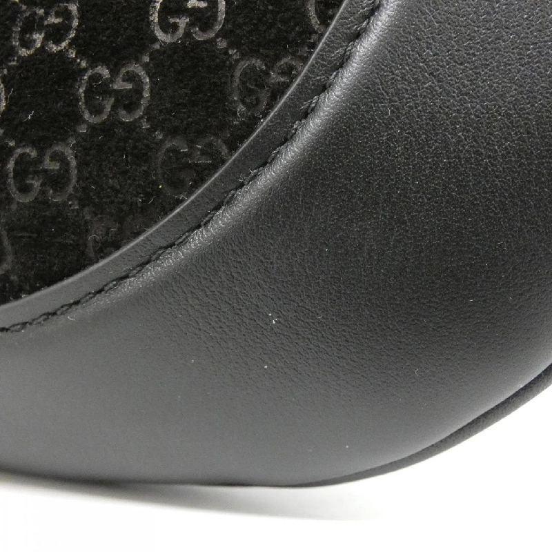 Túi xách vai GUCCI B 834981 AAEE7 609031