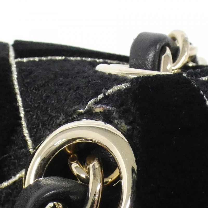 Túi xách chéo Chanel 1112 - Hàng hiệu Authentic 765648