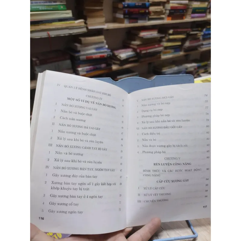sách - Nắn bó xương gãy bằng Đông Tây Y kết hợp -  Nguyễn Hải Ngọc (Biên Soạn) (A1) 565010