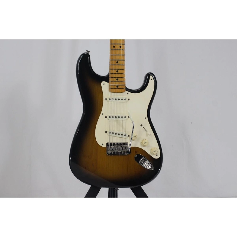 ＦＥＮＤＥＲ ＣＵＳＴＯＭ ＳＨＯＰ ５７ ＳＴＲＡＴＯＣＡＳＴＥＲ - Hàng hiệu Authentic 876837