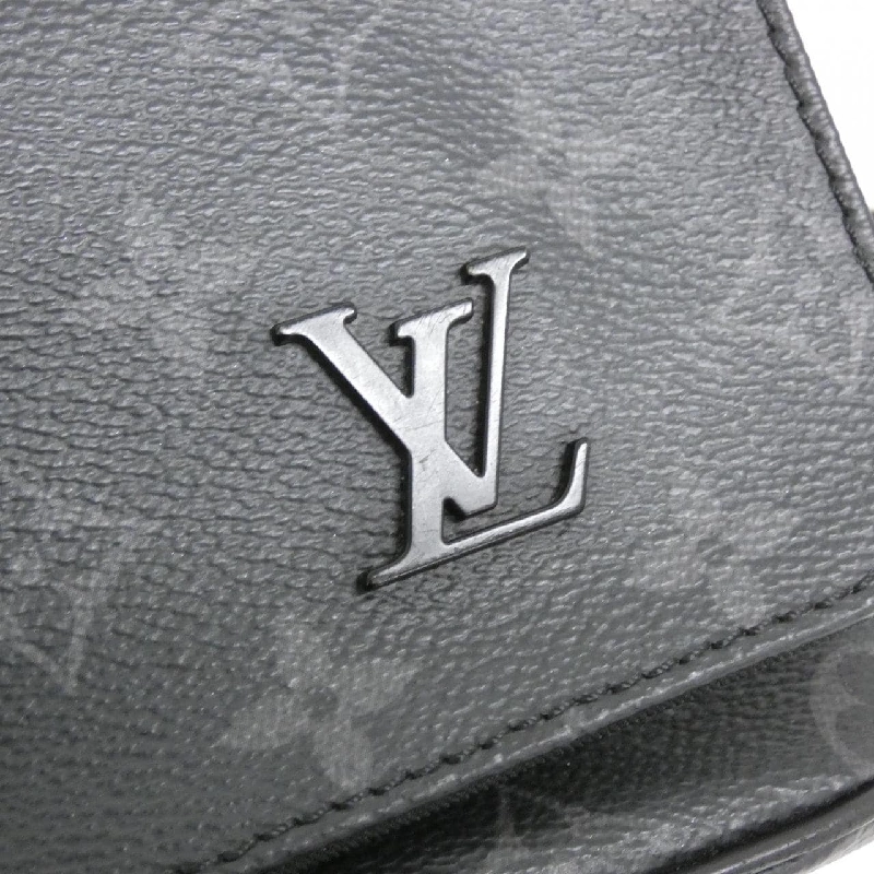 Túi xách vai Louis Vuitton Monogram Eclipse District PM M44000 613636