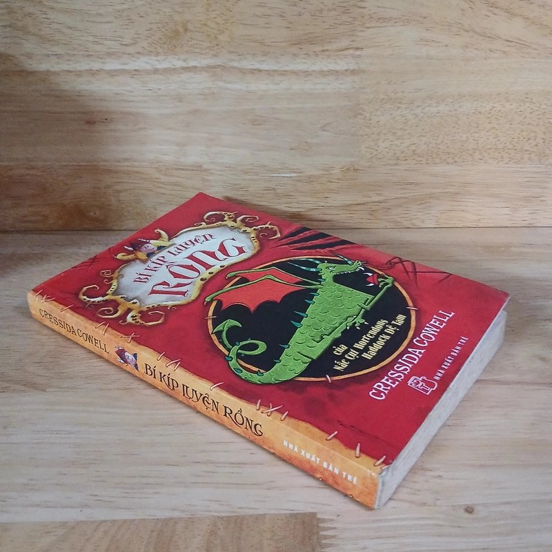 Bí Kíp Luyện Rồng Của Nấc Cụt Horrendous Haddock Đệ Tam - Cressida Cowell 475562