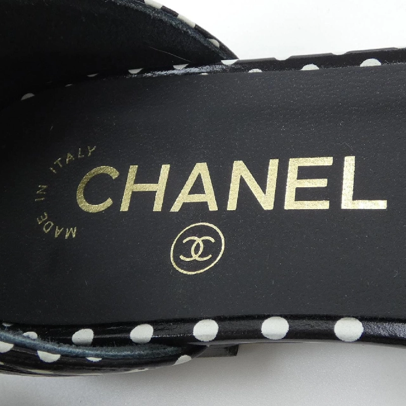 【Khuyến mãi】Giày CHANEL 663576