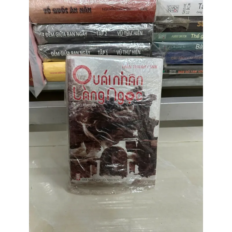 Quái Nhân Làng Ngọc - Trần Thanh Cảnh (Bìa cứng) 569344