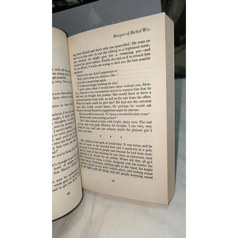 Contemporary / Literary Fiction – A Bouquet of Barbed Wire | Andrea Newman 754829