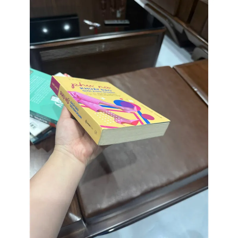 Phụ Nữ Khuấy Đảo Giới Kinh Doanh – Sage Lavine - K4 1021131