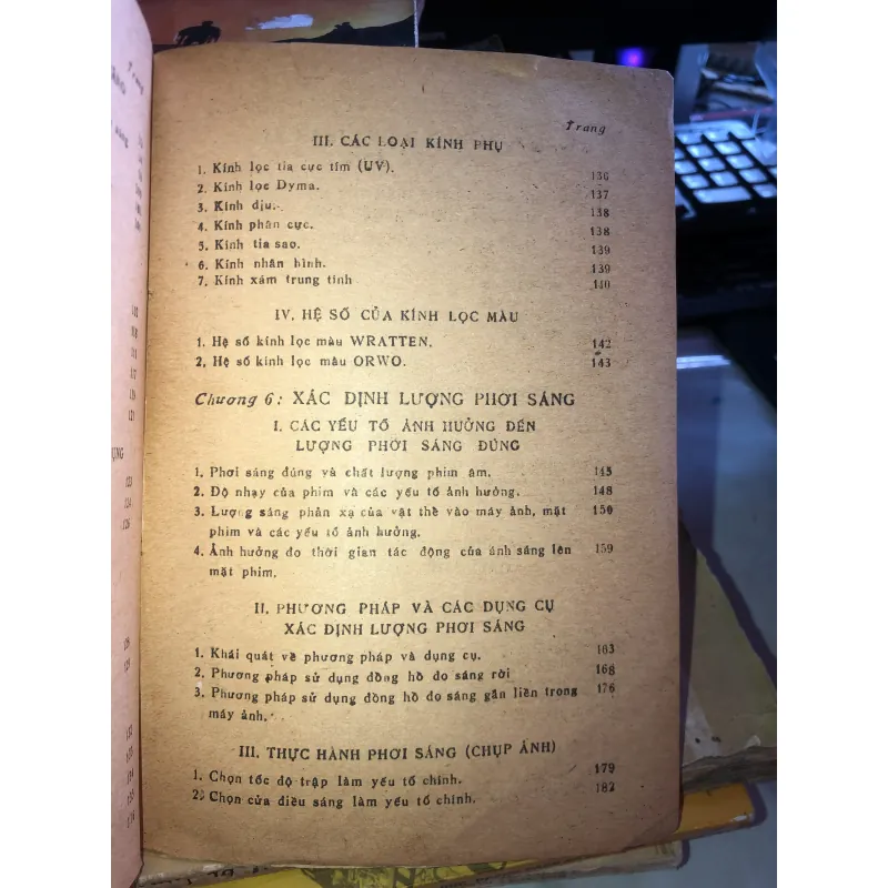 Thực hành ảnh đen trắng - Đỗ Quốc Ân & Vũ Minh & Hồng Nho 1021761