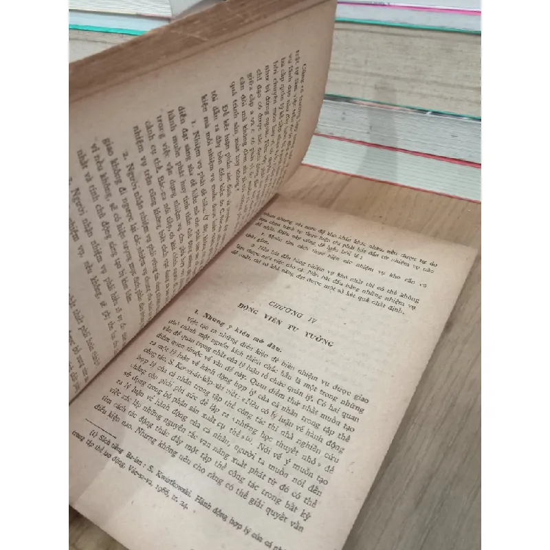 Người lãnh đạo và cấp dưới - S. Kô-Va-Lép-Ski 717483