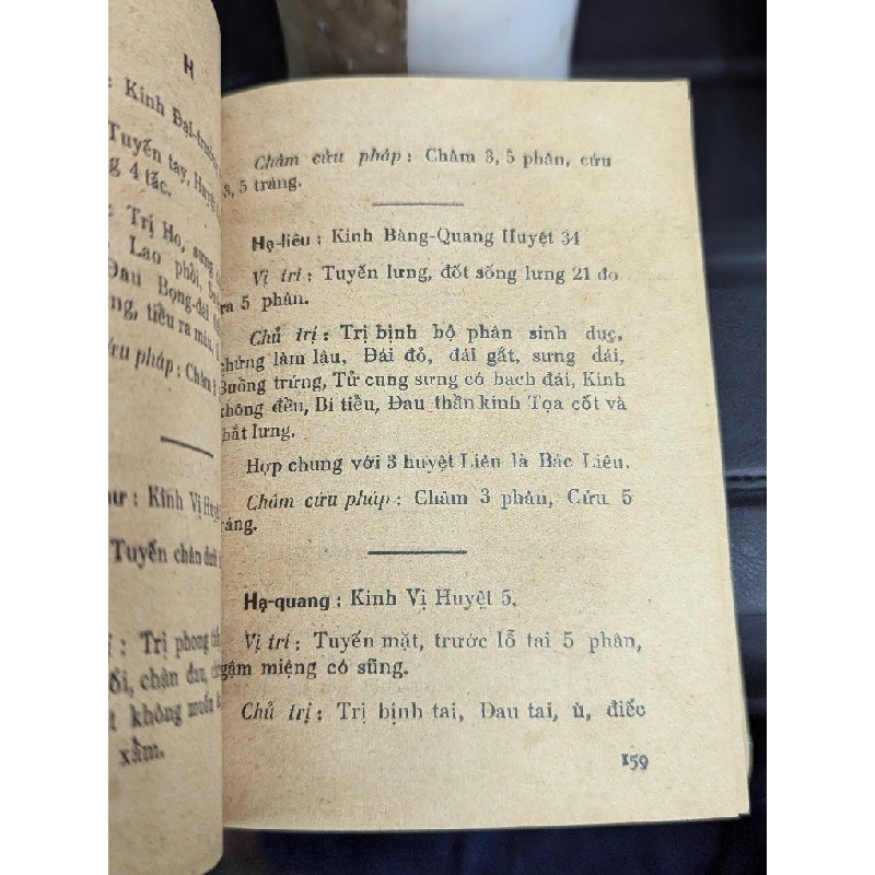 TIỂU TỪ ĐIỂN CHÂM CỨU KINH HUYỆT & BIỆT HUYỆT - THƯỢNG TRÚC 193506