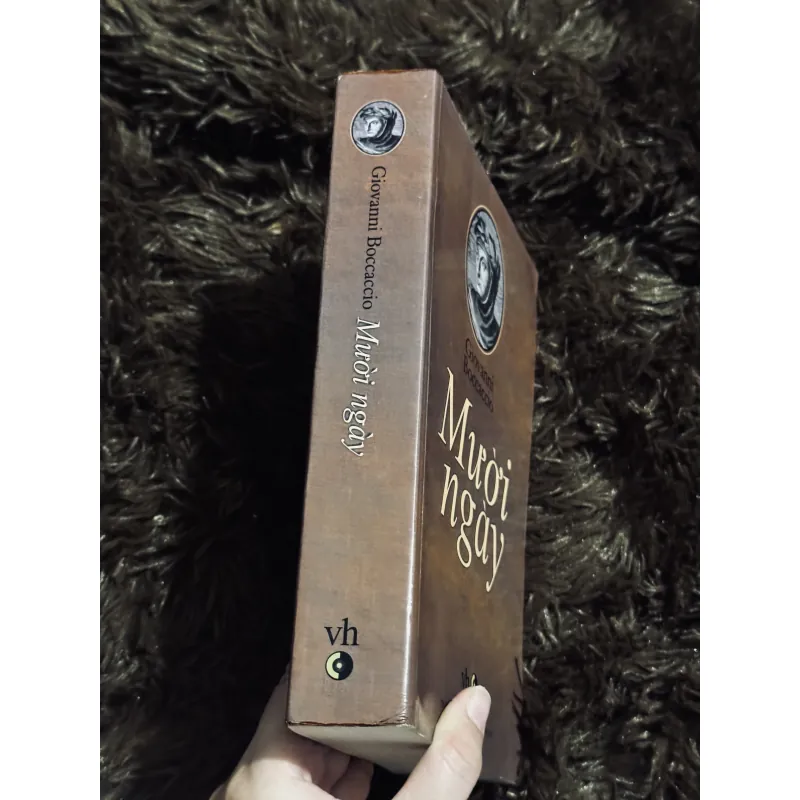 Mười ngày (Văn học kinh điển)  784741