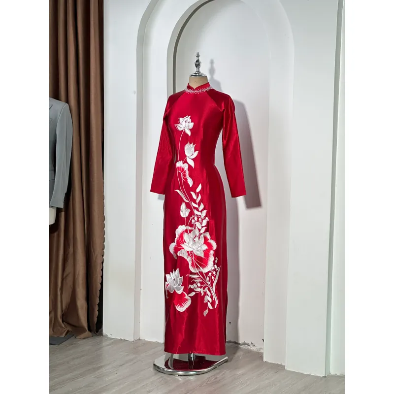 Áo dài mẹ sui, chất vải lụa ruby thêu hoa sen  700526