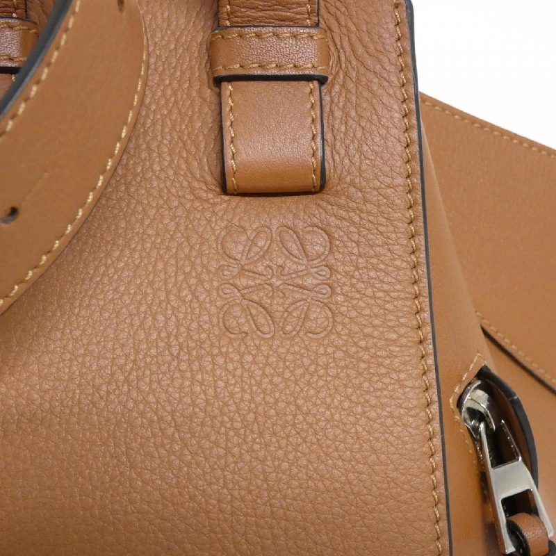 Túi đeo vai Loewe Hammock Small 387 30 S35 610556