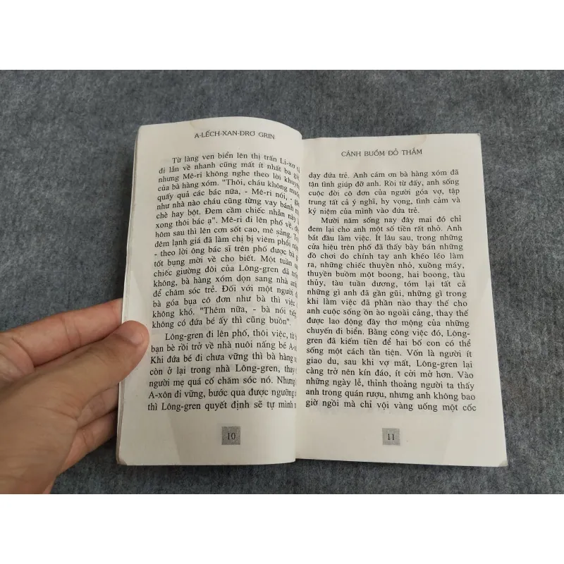 CÁNH BUỒM ĐỎ THẮM - A LẾCH XAN ĐRƠ VGRIN 568025