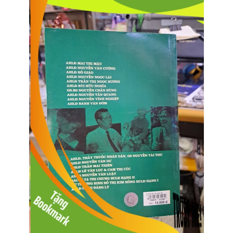 (TẶNG BOOKMARK) Bên bếp lửa những người anh hùng LỊCH SỬ - CHÍNH TRỊ - TRIẾT HỌC RBK0910 939422