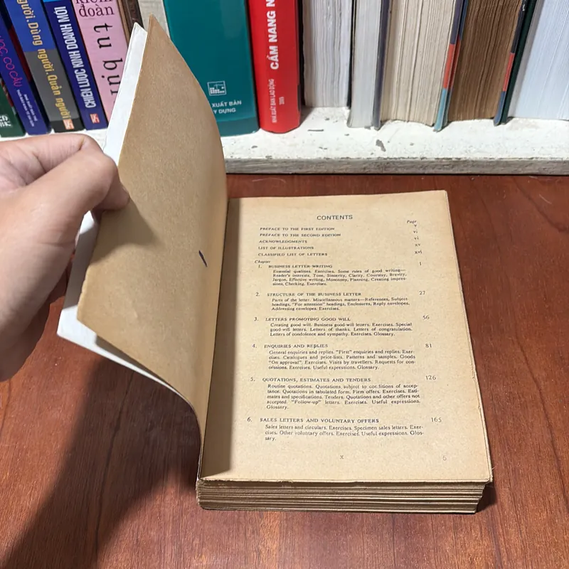 II Anh•Hoa•Việt: Model Business Letters _ Mẫu Thư Tín Thương Mại - L. Gartside - 1997 734567