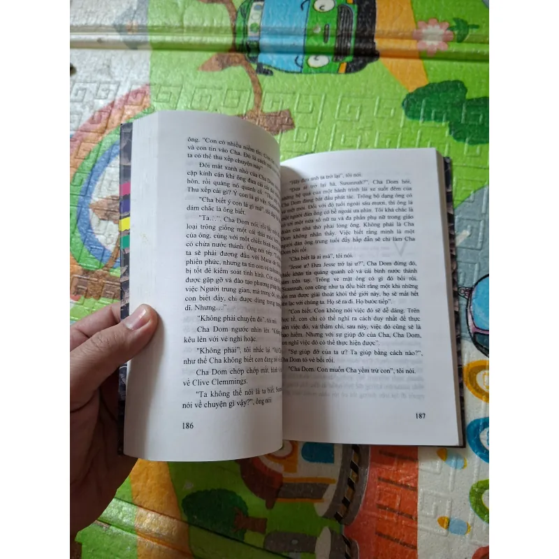 Người Trung Gian - Thời Khắc Đen Tối 932223