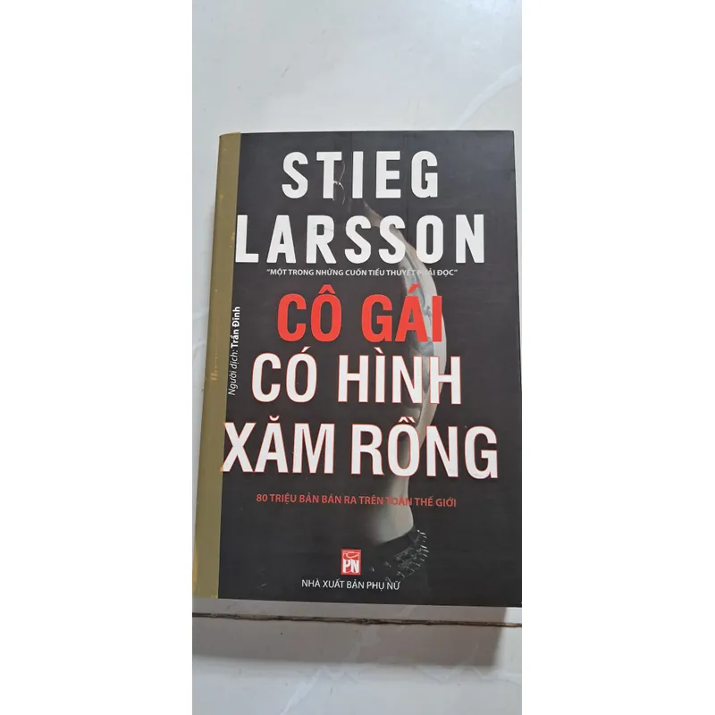 Cô Gái Có Hình Xăm Rồng 735218