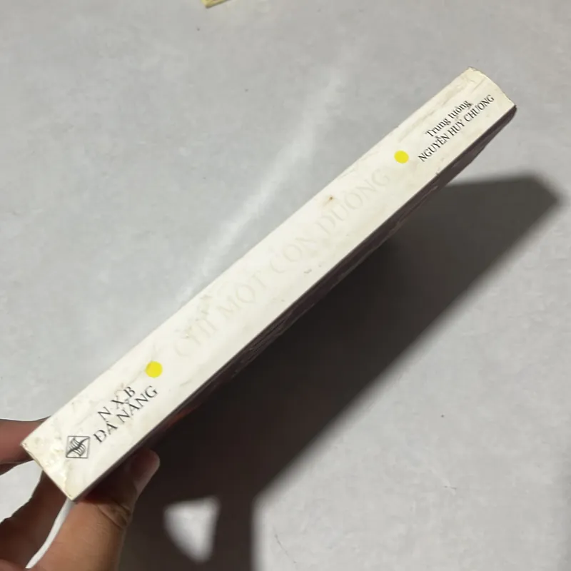 Chỉ một con đường - Trung Tướng Nguyễn Huy Chương 567908
