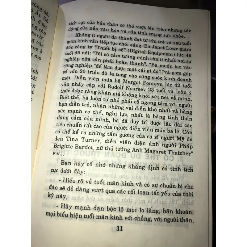 Chăm sóc sức khoẻ phụ nữ tuổi mãn kinh - Vĩnh Hồ 1029224