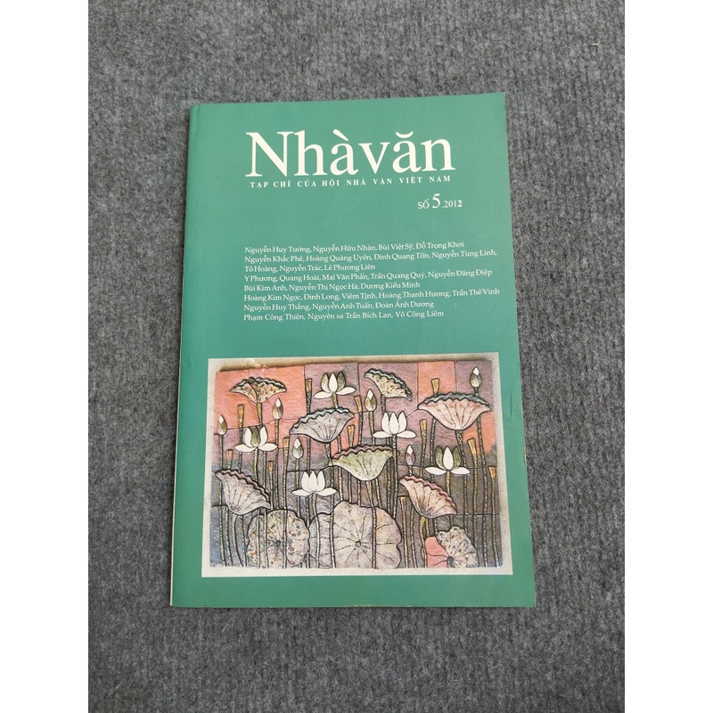 NHÀ VĂN SỐ 5.2012 478721