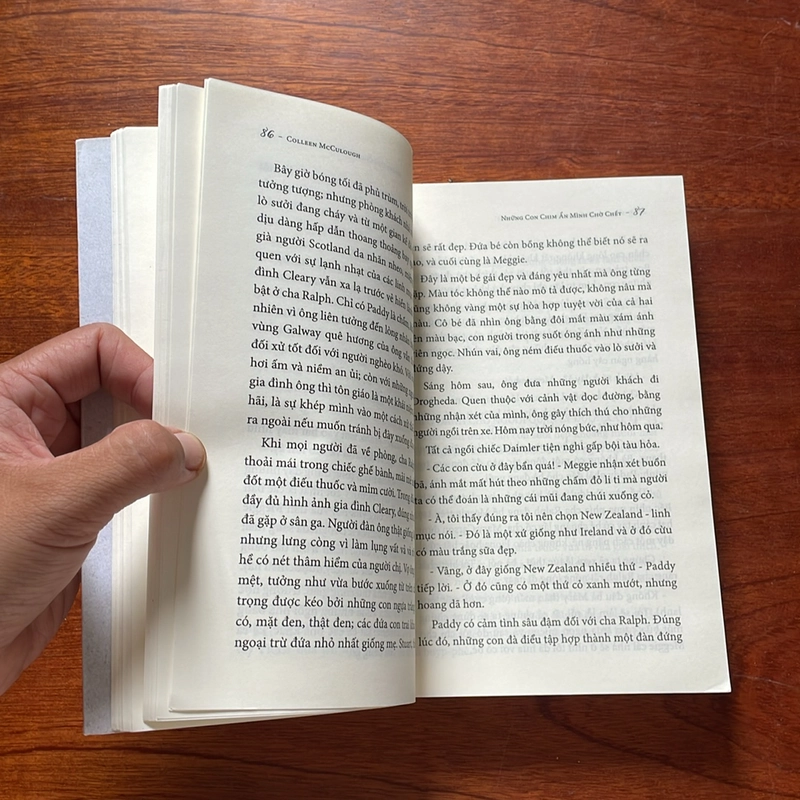 II Văn Học Kinh Điển: Những Con Chim Ẩn Mình Chờ Chết - Colleen McCullough - 2020 509902