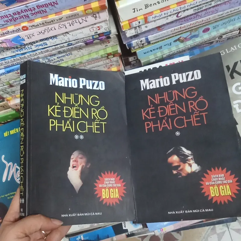 Những kẻ điên rồ phải chết - Mario Puzo  957142