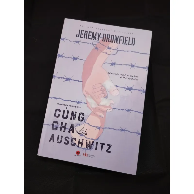 CÙNG CHA TỚI AUSCHWITZ - JEREMY DRONFIELD  931274