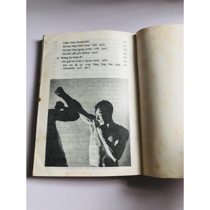 📚 BỘ 2 TẬP KARATE – THUẬT CHIẾN ĐẤU TAY KHÔNG 📚 542358